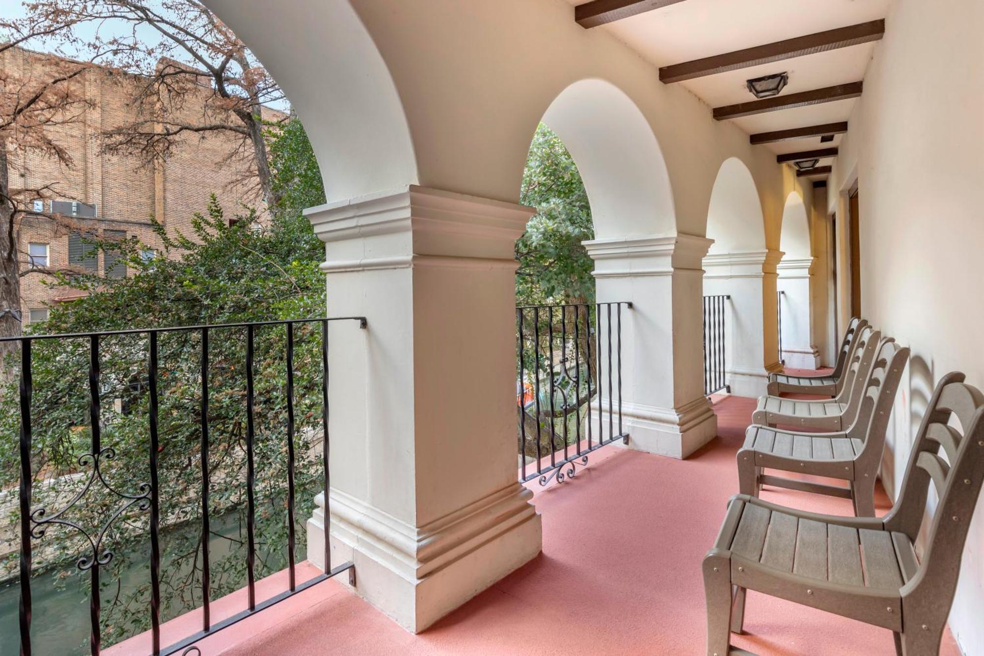 Отель Omni La Mansion Del Rio Сан-Антонио Экстерьер фото